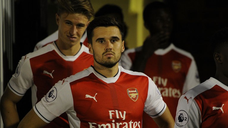 Thua Stoke, Arsenal liên tiếp chia tay 2 nguời thừa - Bóng Đá