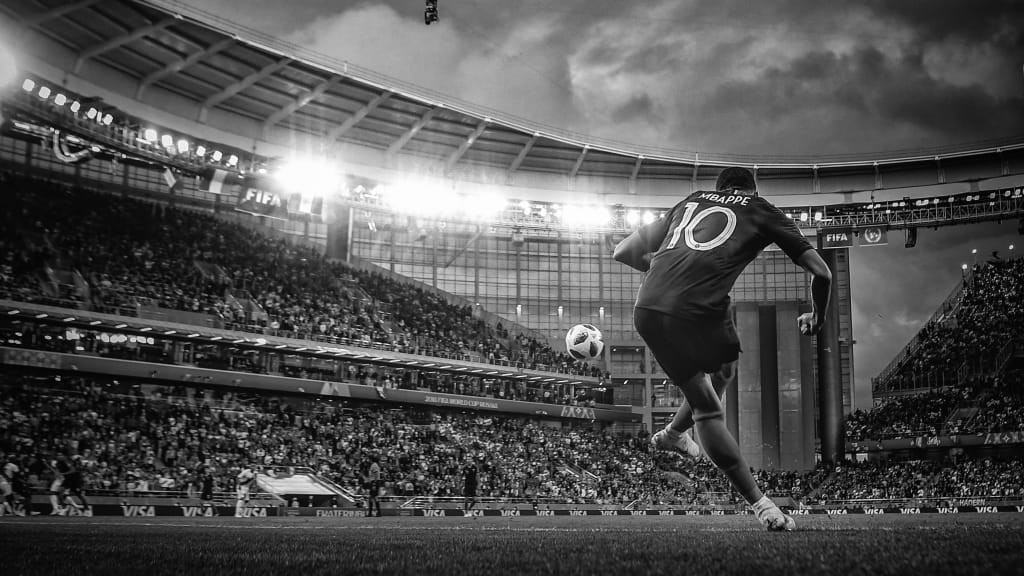 Bộ ảnh trắng đen cực chất World Cup 2018 - Bóng Đá