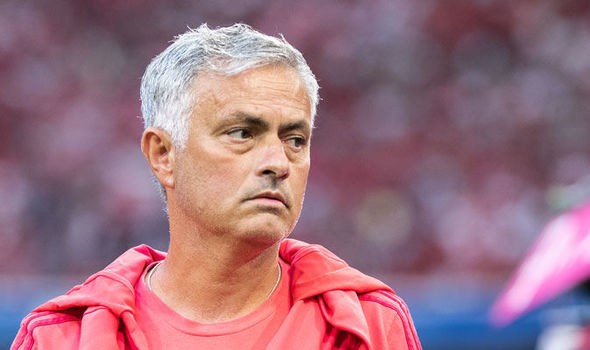 Mourinho đòi mua sắm, Woodward trả lời 'QUÁ BẬN RỘN' - Bóng Đá