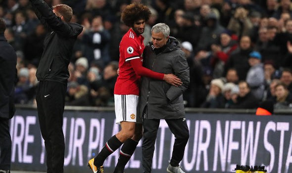 Fellaini 3 lần từ chối đề nghị của Mourinho - Bóng Đá
