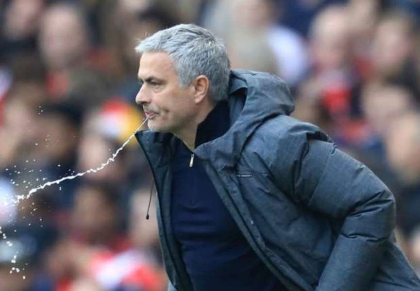 Rời Emirates, Mourinho không quên đá xoáy Arsenal và Wenger - Bóng Đá