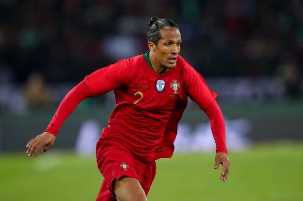Top 10 'anh già' được trọng dụng tại World Cup 2018 - Bóng Đá
