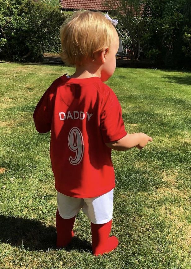 Harry Kane có thể bỏ World Cup vì vợ sinh - Bóng Đá