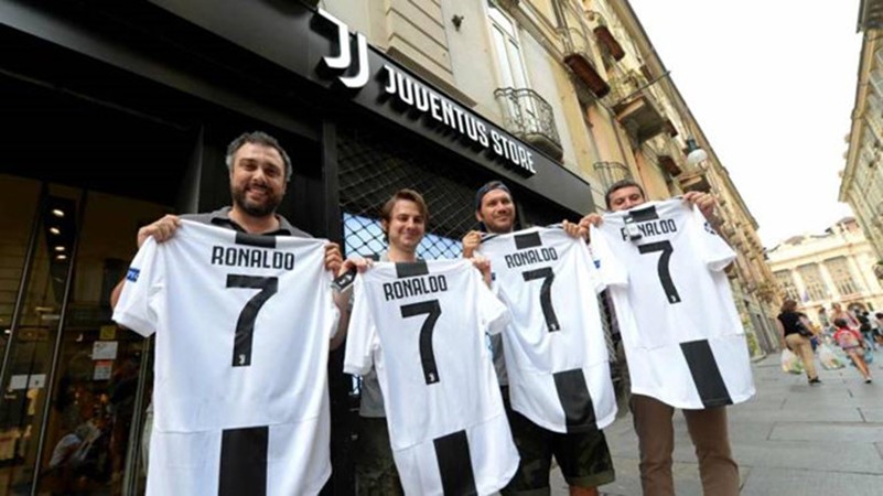 Juventus có bù lại được phí chuyển nhượng từ tiền bán áo đấu Ronaldo? - Bóng Đá
