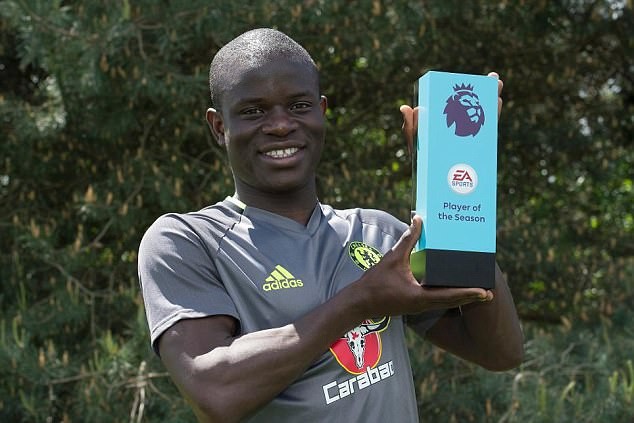 Giải thưởng cá nhân liên tiếp về tay N'Golo Kante - Bóng Đá