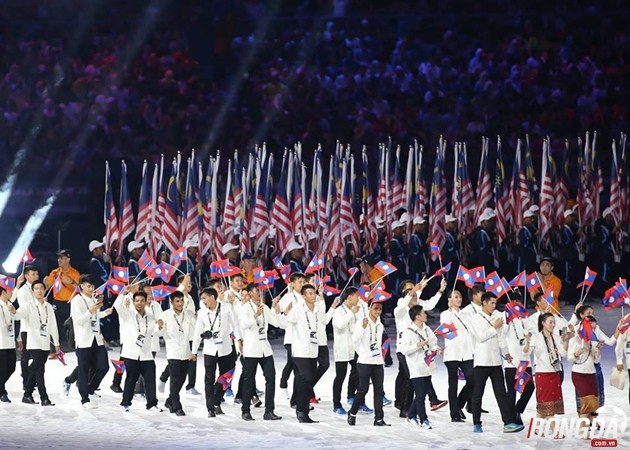 Trực tiếp Lễ khai mạc SEA Games 29: Cờ đỏ sao vàng tung bay trên sân Bukit Jalil - Bóng Đá