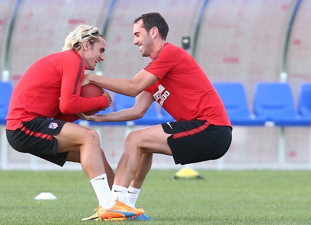 Buổi tập tràn ngập tiếng cười của Atletico tại Mỹ - Bóng Đá