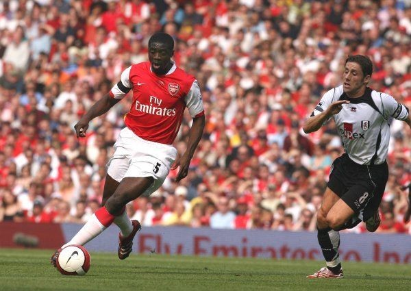 Những 'viên ngọc trai đen' lấp lánh dưới thời Arsene Wenger - Bóng Đá