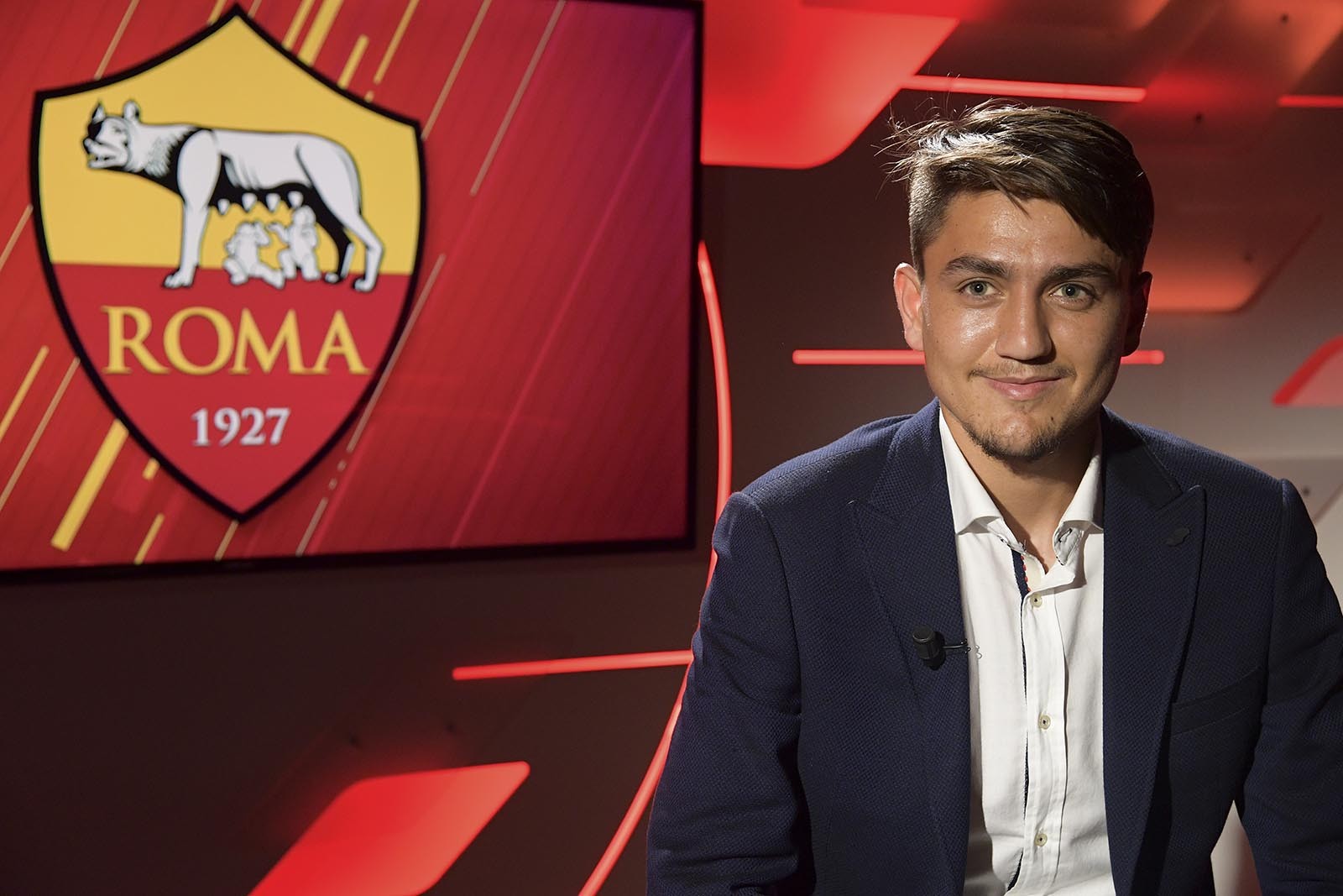 CHÍNH THỨC: Roma chiêu mộ thành công Cengiz Under - Bóng Đá