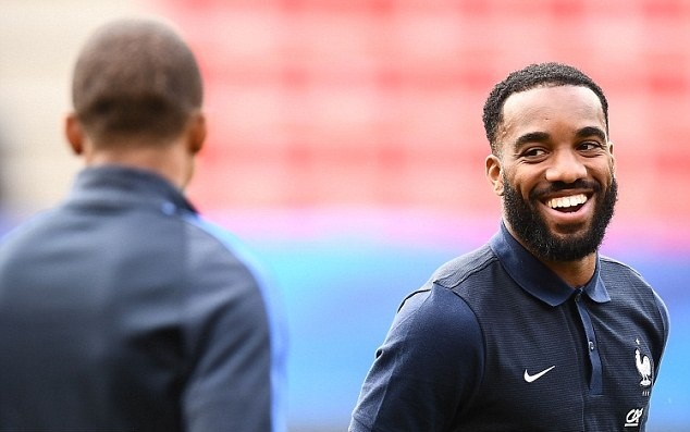 Phát biểu của Lacazette khiến Arsenal mừng rỡ - Bóng Đá