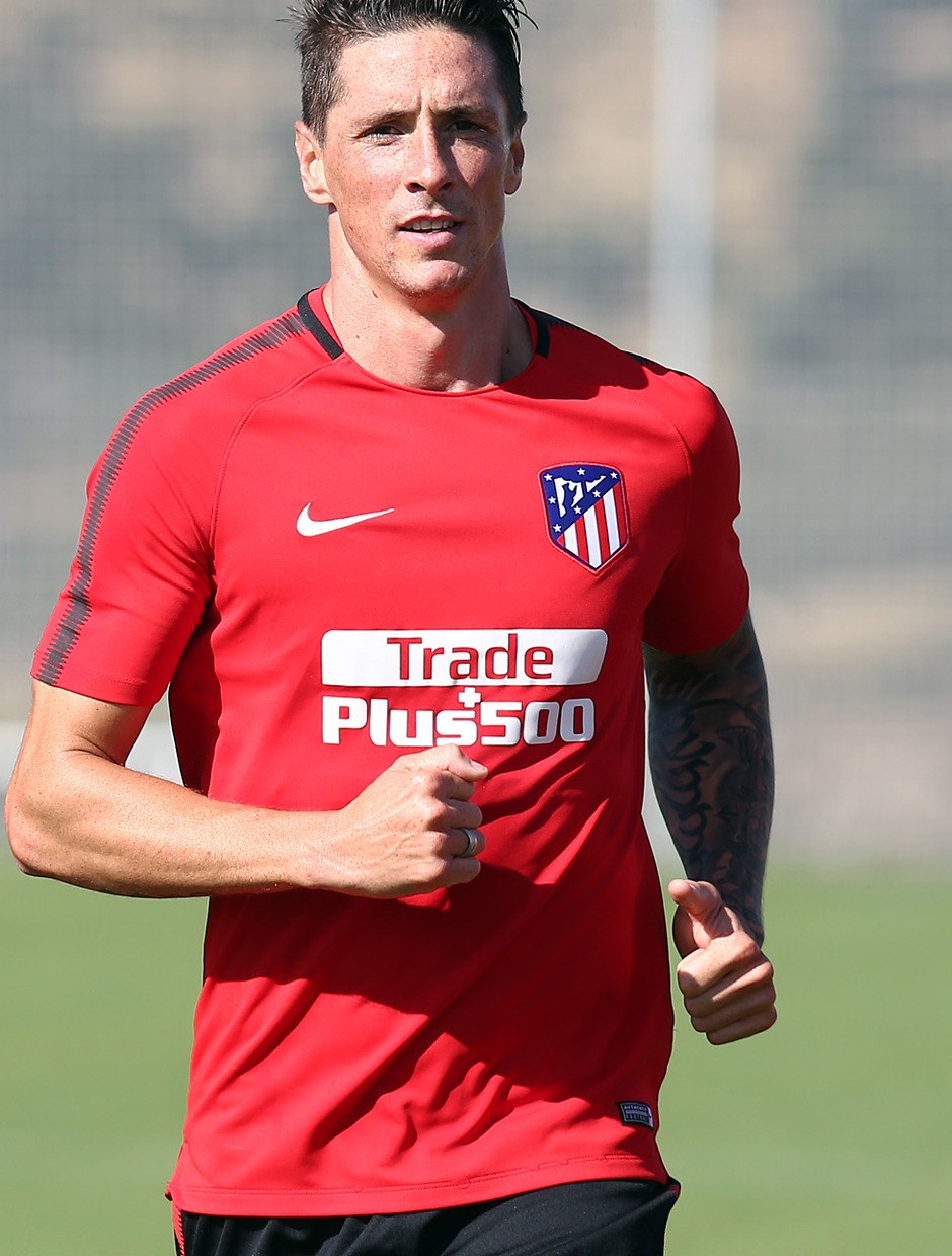 Torres tập luyện hăng say, chờ ngày chiến Napoli - Bóng Đá