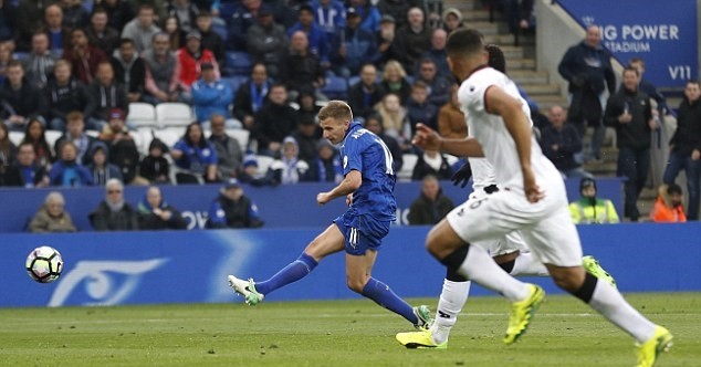 Mahrez nổ súng giúp Leicester vùi dập Watford trong lần thứ 100 tại Premier League - Bóng Đá