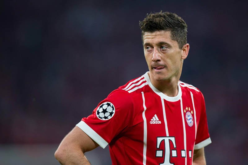 Biếng nhác trên sân tập, Lewandowski lộ rõ ý đồ ra đi - Bóng Đá