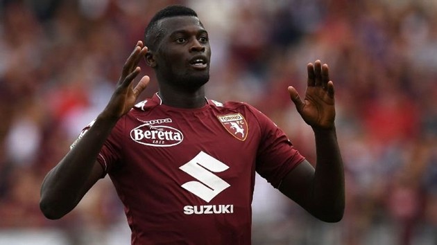 Arsenal đấu West Ham trong thương vụ chiêu mộ sao Senegal (M’Baye Niang) - Bóng Đá