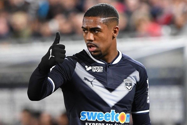XONG! Barca hoàn tất vụ Malcom, chốt ngày thông báo và kiểm tra y tế - Bóng Đá