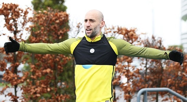 Ảnh tập luyện Man City - Bóng Đá