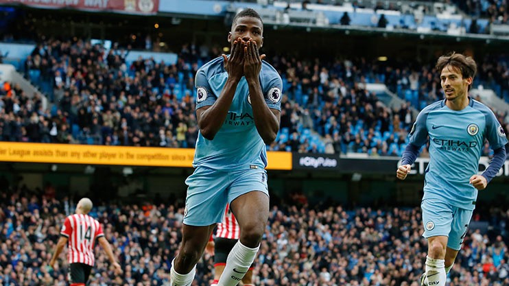 Ảnh tập luyện Man City - Bóng Đá
