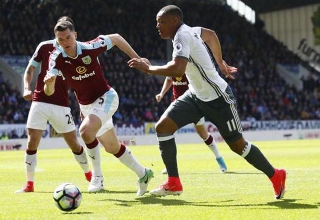 CHÍNH THỨC: Martial sút tung lưới Burnley, M.U mất 'tiền tấn' - Bóng Đá