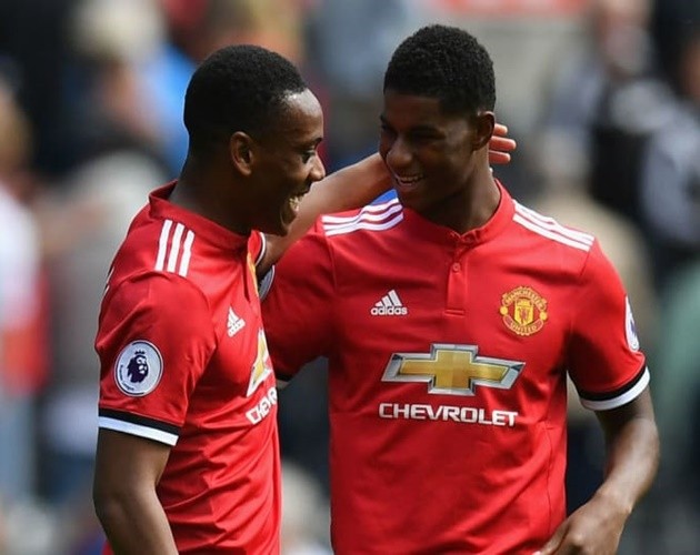 Ryan Giggs mách nước Mourinho hạ bệ Man City ở mùa sau - Bóng Đá