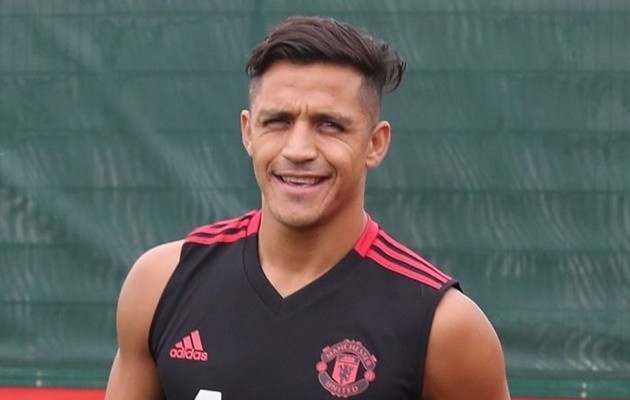 Mourinho buồn vì Sanchez, Dalot, nóng lòng chờ Fred, Matic và De Gea hội quân - Bóng Đá