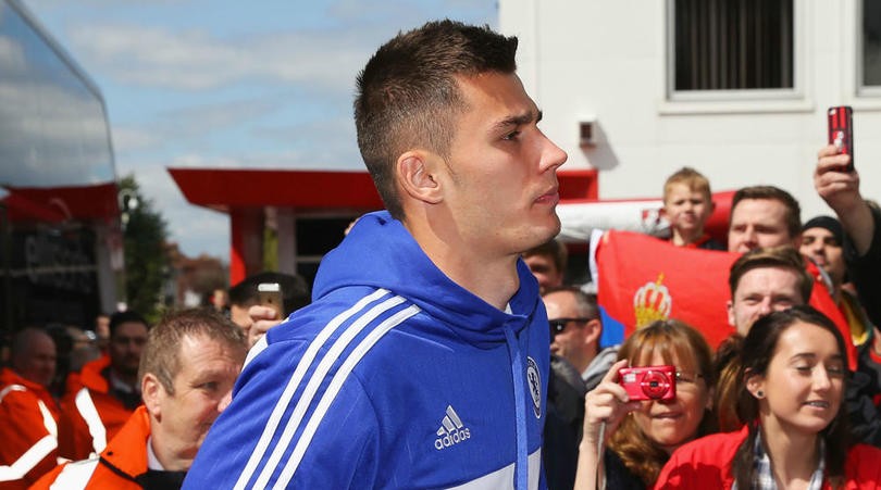 CHÍNH THỨC: Chelsea chào tạm biệt trung vệ tài năng - Bóng Đá