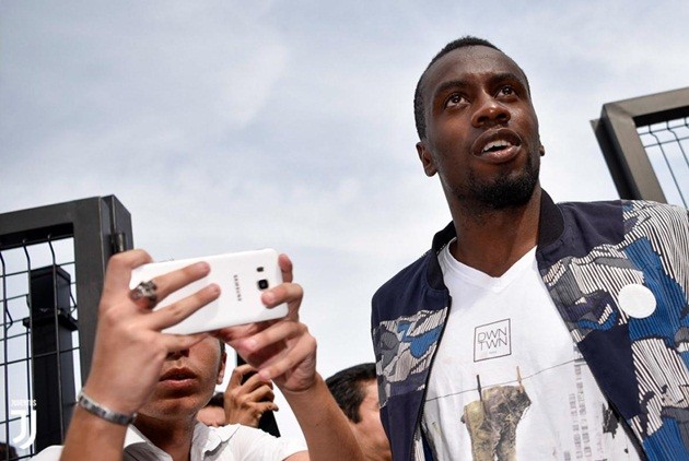 Những hình ảnh đầu tiên của Matuidi tại Juventus - Bóng Đá