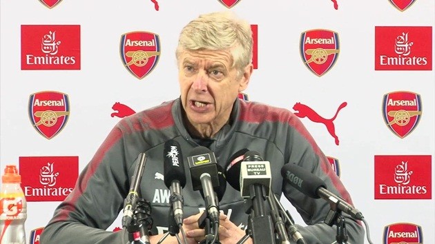 Sắp rời Arsenal, HLV Wenger vẫn đưa ra sáng kiến 