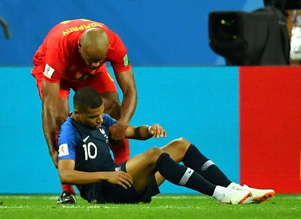 Kylian Mbappe - hãy là nghệ sĩ chứ đừng là 'kịch sĩ' - Bóng Đá