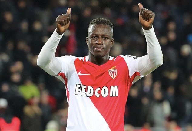 Benjamin Mendy đã đến Mỹ, chuẩn bị ra mắt Man City - Bóng Đá
