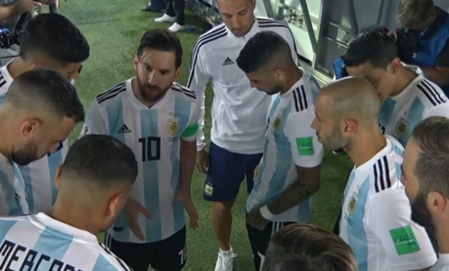 HLV Sampaoli cho phép Messi được làm 