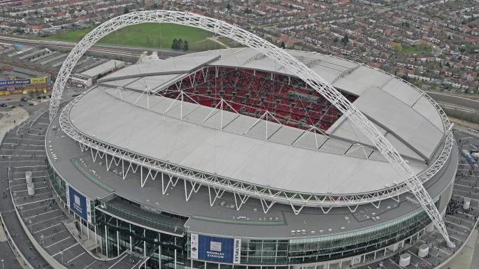 FA lũng loạn khi muốn bán sân Wembley cho ông chủ Fulham? - Bóng Đá