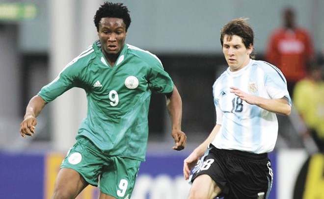 Ahmed Musa ‘nắn gân’ Messi trước tử chiến Nigeria-Argentina - Bóng Đá