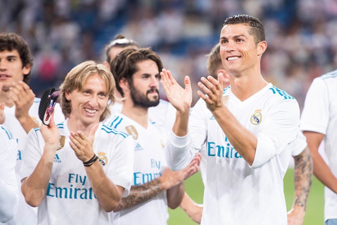 Gạt Ronaldo, CĐV chọn Luka Modric giành 'The Best' - Bóng Đá