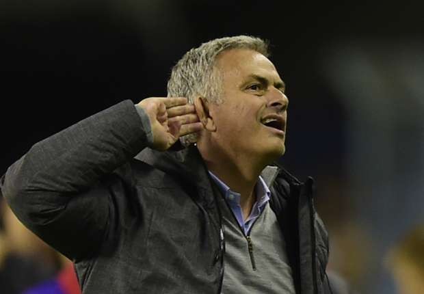Mourinho có thói quen 'hủy diệt' Ajax - Bóng Đá