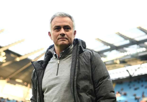 Man Utd kiểm soát bóng thấp kỷ lục ở derby Manchester - Bóng Đá