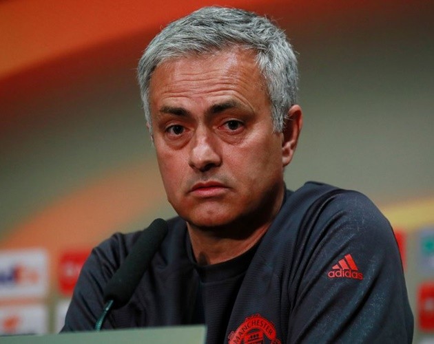 Mourinho cay cú, bất ngờ công kích Real vì để bán Ronaldo - Bóng Đá