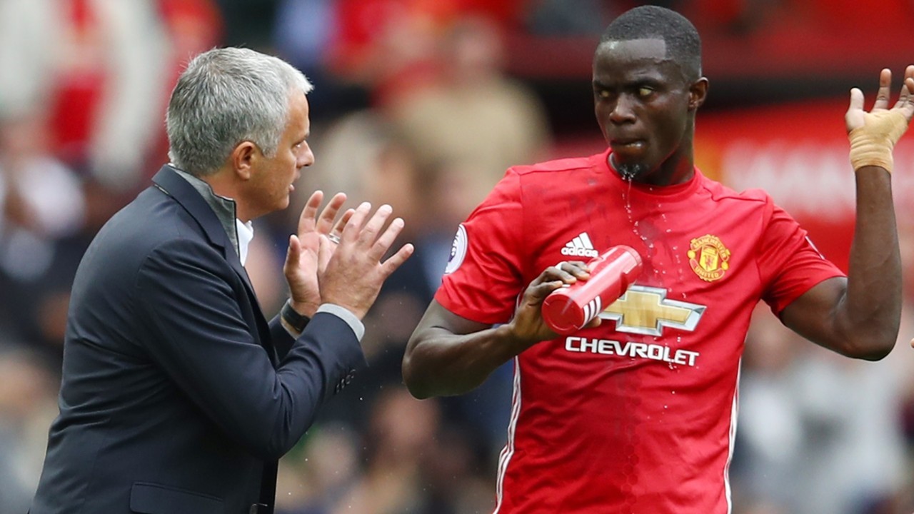 Thương vụ Umtiti sẽ là sai lầm lớn nhất của Mourinho ? - Bóng Đá