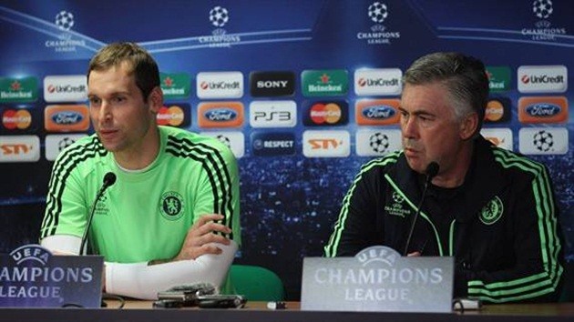 Napoli mua Petr Cech: Dấu hỏi về tham vọng - Bóng Đá