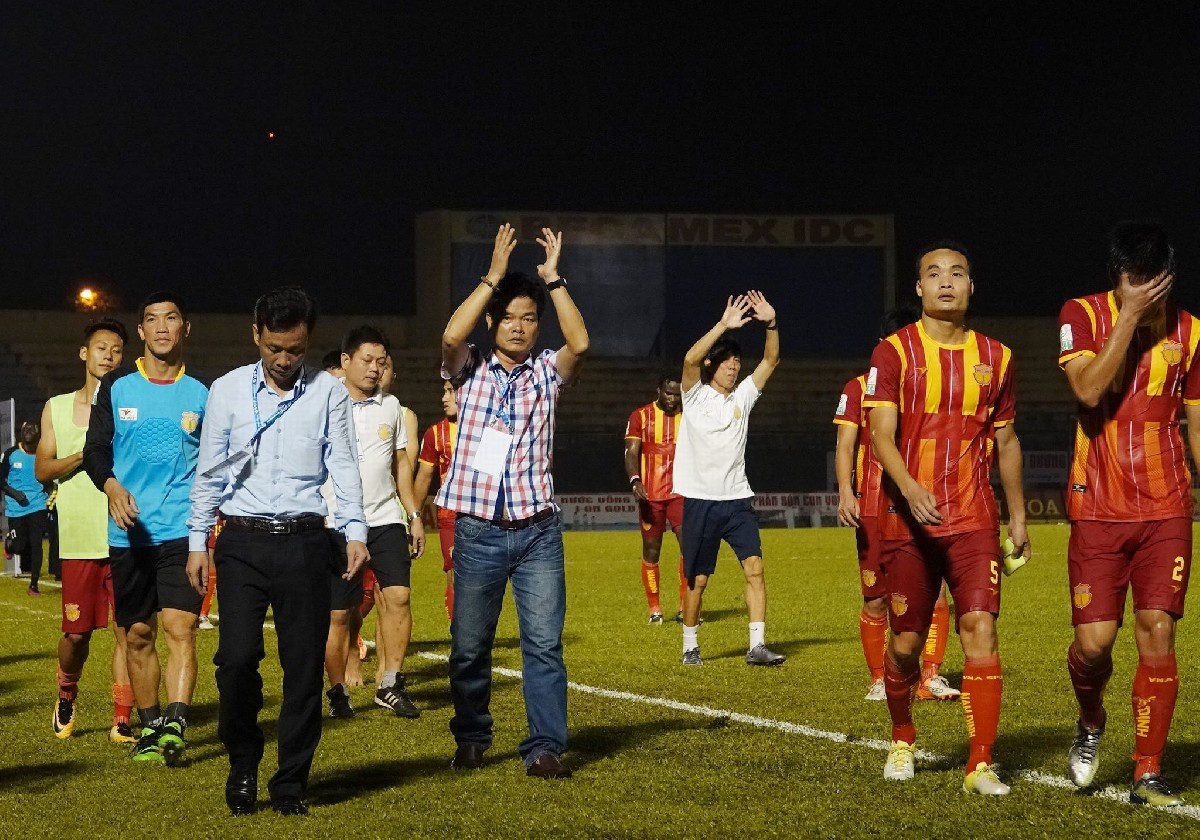 Nam Định bất ngờ quật ngã SLNA ngay tại “thánh địa” thành Vinh - Bóng Đá