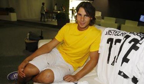 Cổ vũ Atletico, Rafael Nadal bị fan Real gọi là 'rắn độc' - Bóng Đá