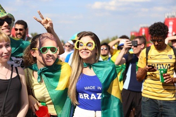 CĐV Brazil nói gì về Neymar? - Bóng Đá