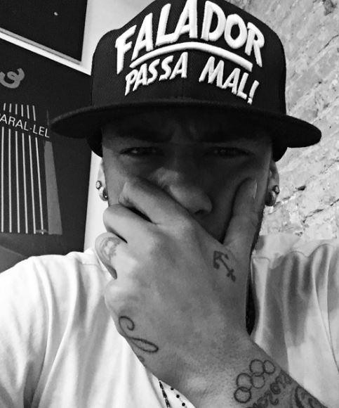Cha mẹ, em gái, con trai,... Neymar xăm tất lên cơ thể - Bóng Đá