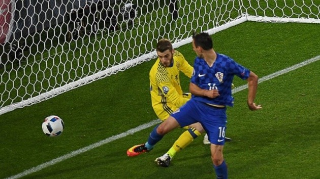 Xin lỗi, nhưng người đó không phải David De Gea - Bóng Đá