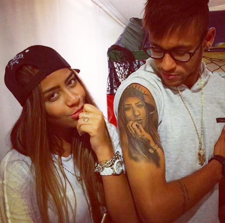 Cha mẹ, em gái, con trai,... Neymar xăm tất lên cơ thể - Bóng Đá