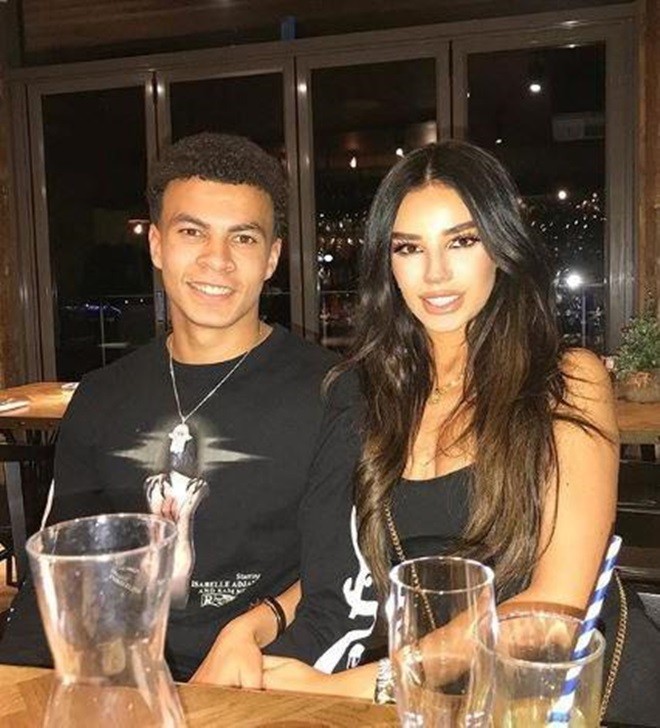 Anh vs Thụy Điển: Cuộc chiến nóng bỏng của các WAGS  - Bóng Đá