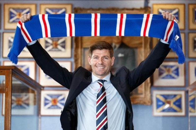 Steven Gerrard tròn 38 tuổi: Người đội trưởng vĩ đại của The Kop - Bóng Đá