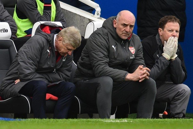Emery đến, huyền thoại Arsenal sắp 