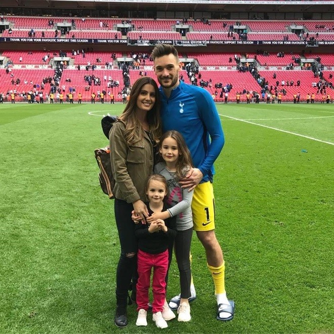 Ai là WAGS xinh đẹp nhất của tuyển Pháp tại World Cup 2018 ? - Bóng Đá