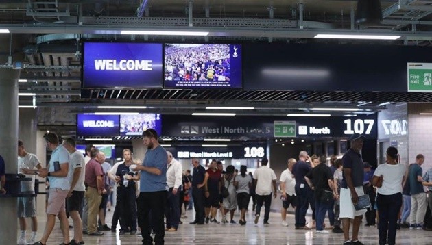Ảnh Tottenham mở cửa SVĐ - Bóng Đá