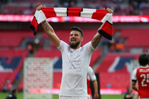 Olivier Giroud: Lòng trung thành mù quáng? - Bóng Đá